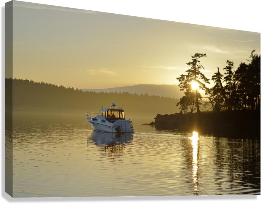 Small motor boat leaving Conover Cove Canvas Print