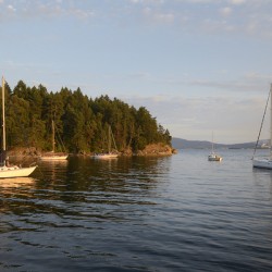 Sailboats at anchor on the west side of Tent Island