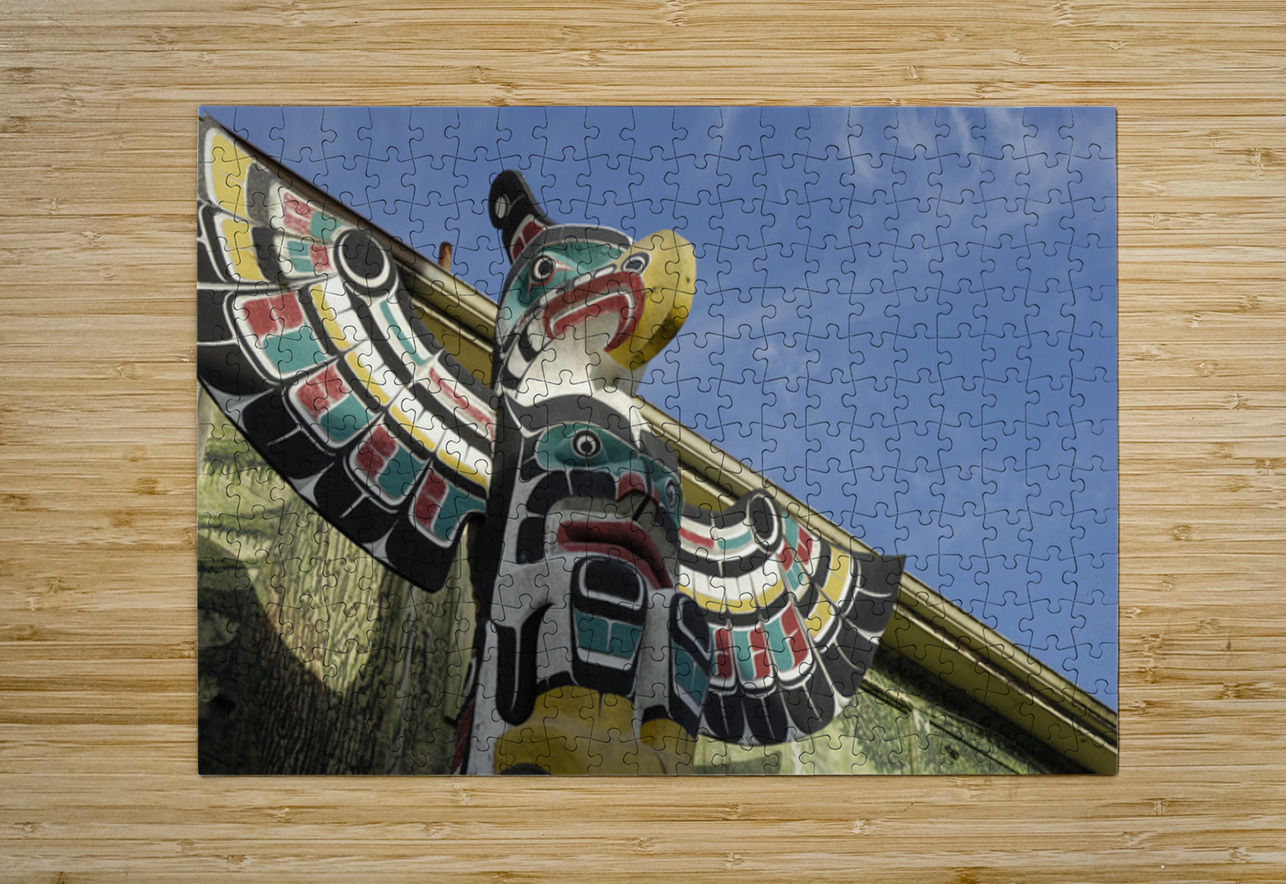 Thunderbird Above Killer Whale   Carver: Harold Alfred 1990. Cowichan Valley Vancouver Island British Columbia Canada. Kevin Oke Puzzle printing