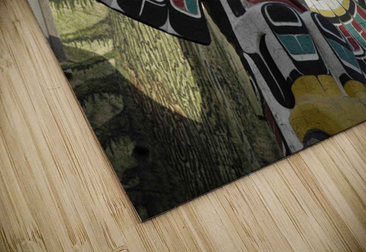 Thunderbird Above Killer Whale   Carver: Harold Alfred 1990. Cowichan Valley Vancouver Island British Columbia Canada. Kevin Oke Puzzle